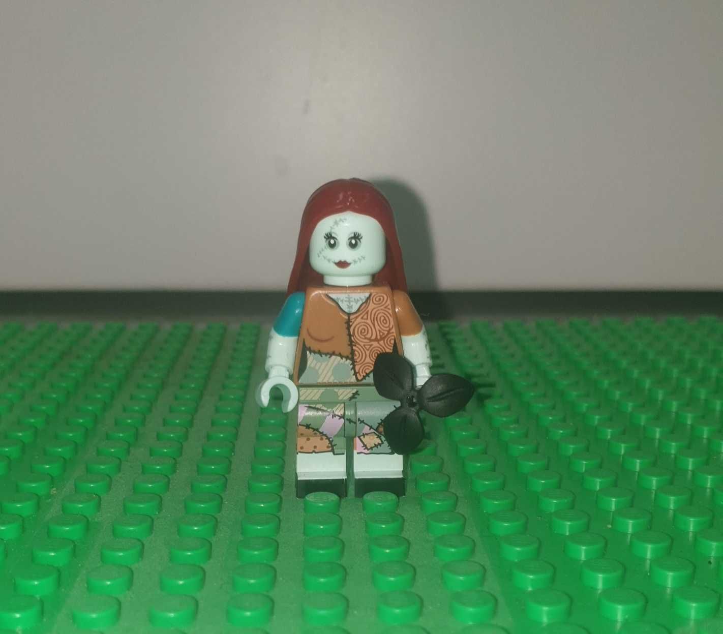 Lego Minifigures Disney Sally