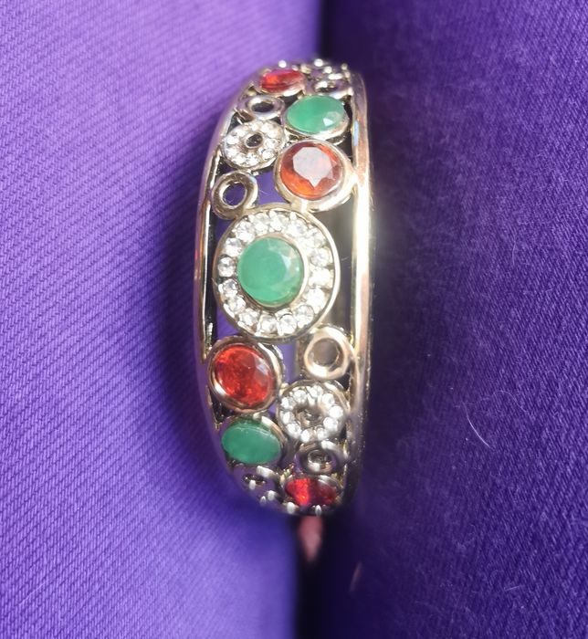 Pulseira com pedras semi preciosas