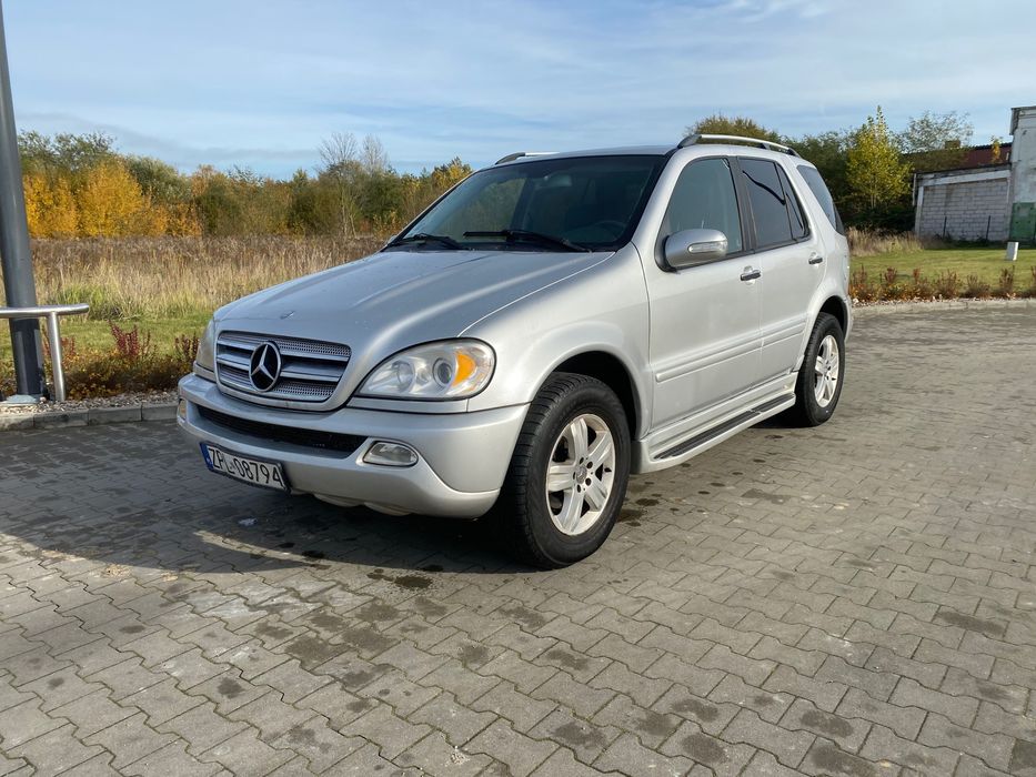 Mercedes ML350 , 2005r