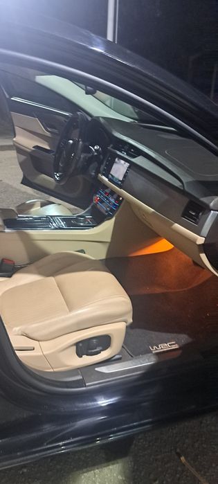 Jaguar XF 2.0d 180cv Automático – Excelente estado!