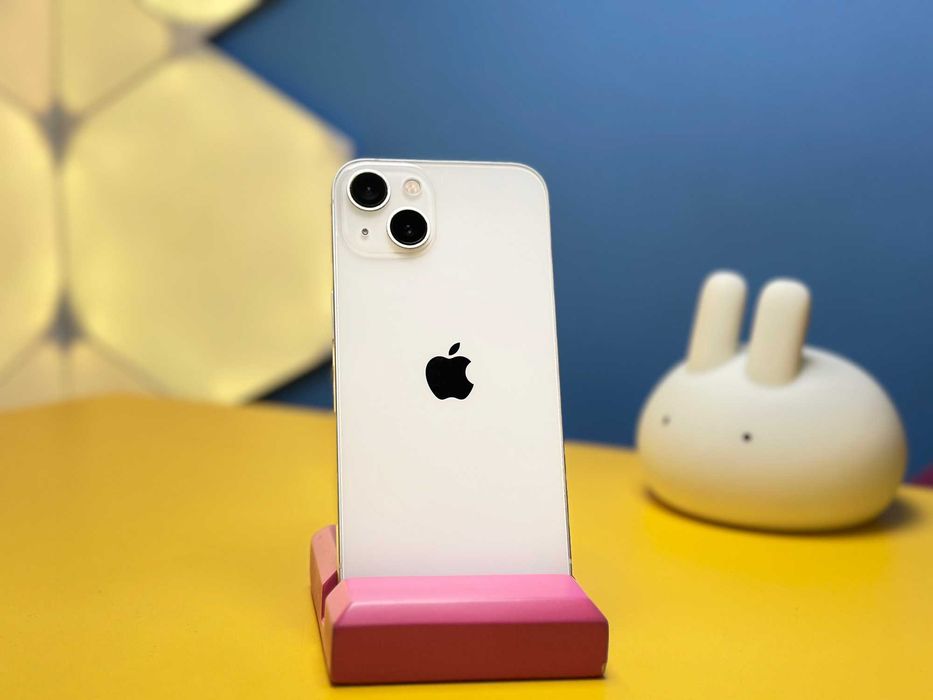 Смартфон Apple iPhone 13 128GB Starlight (145707) Б/У З ГАРАНТІЄЮ