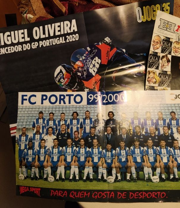 Calendário e posters futebol