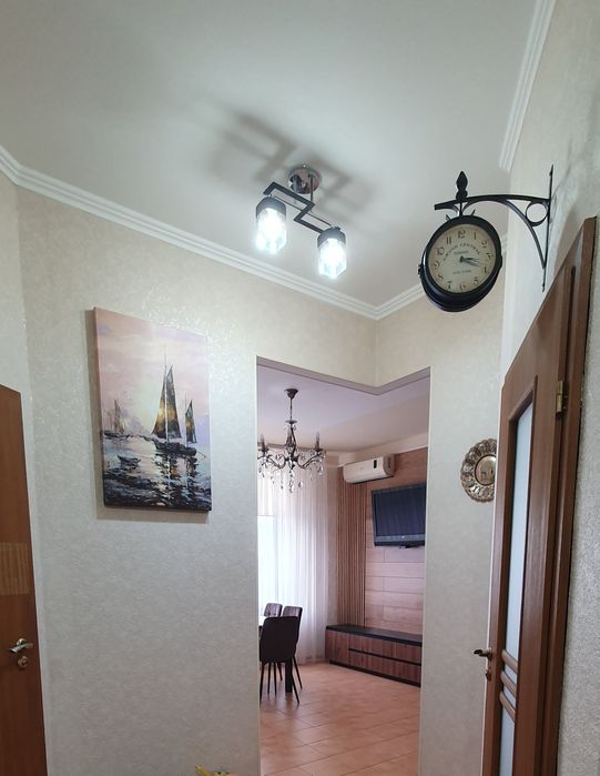 От хозяина Новый привоз кухня студия и отдельно спальня без комиссии