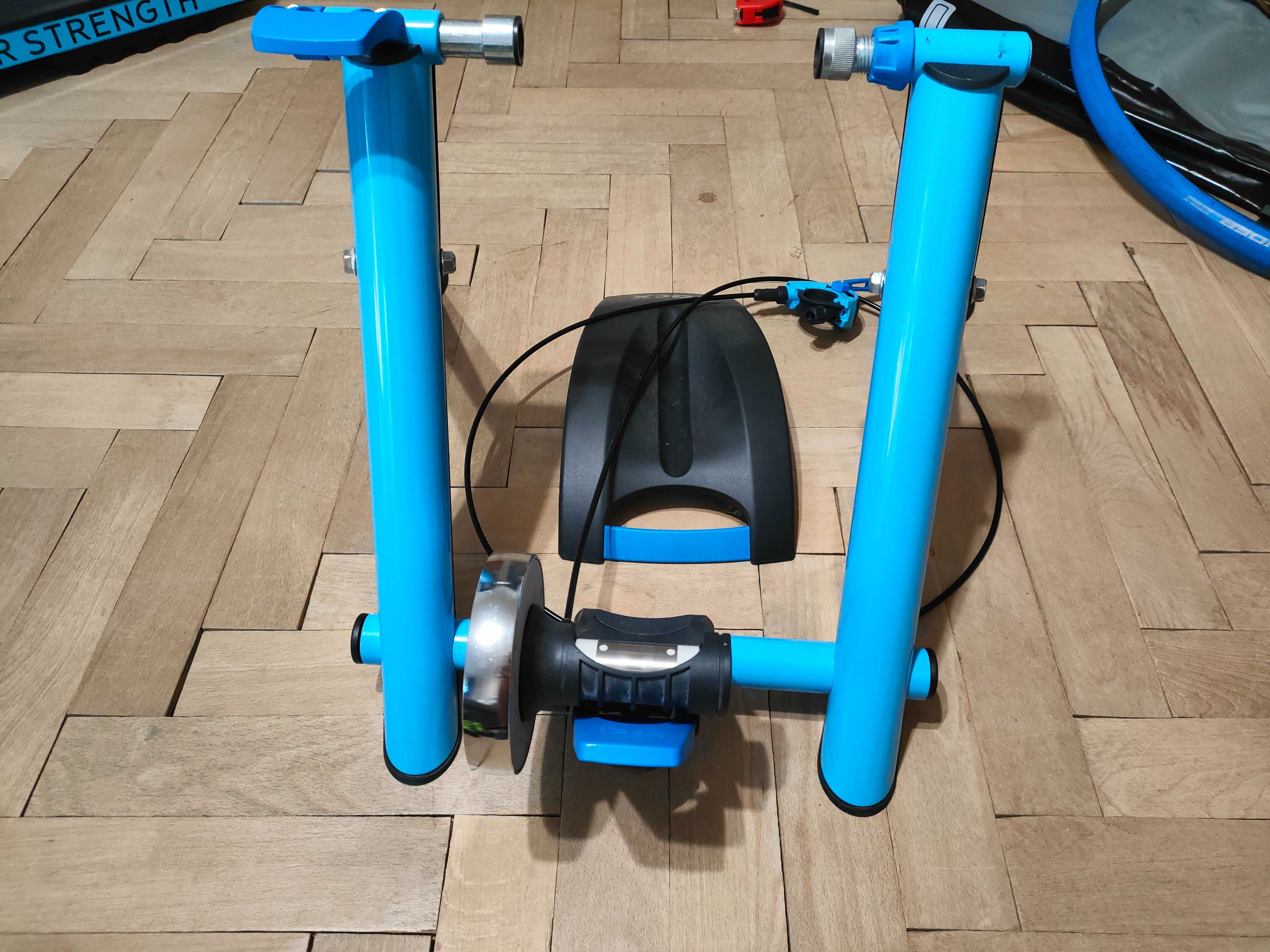 Trenażer TACX model Blue Motion T2635