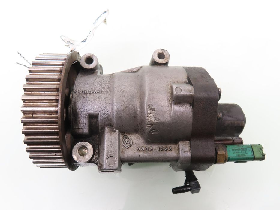 POMPA WTRYSKOWA RENAULT MEGANE II 1.5 dCi R9042A014A 8200057346C 8200057225