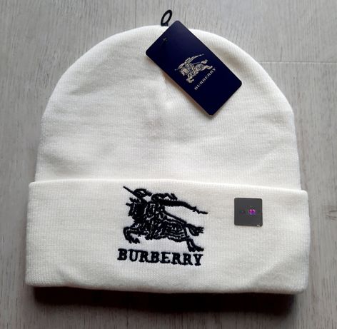 Nowa czapka Burberry