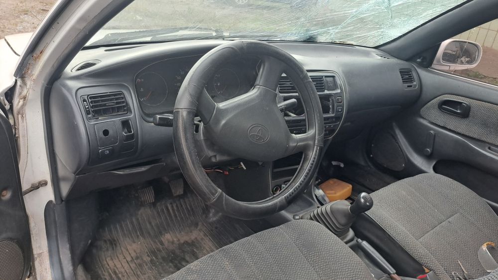 Фари фонарі повороти тойота королла е100 corolla e90 e92 e100 2e 3e