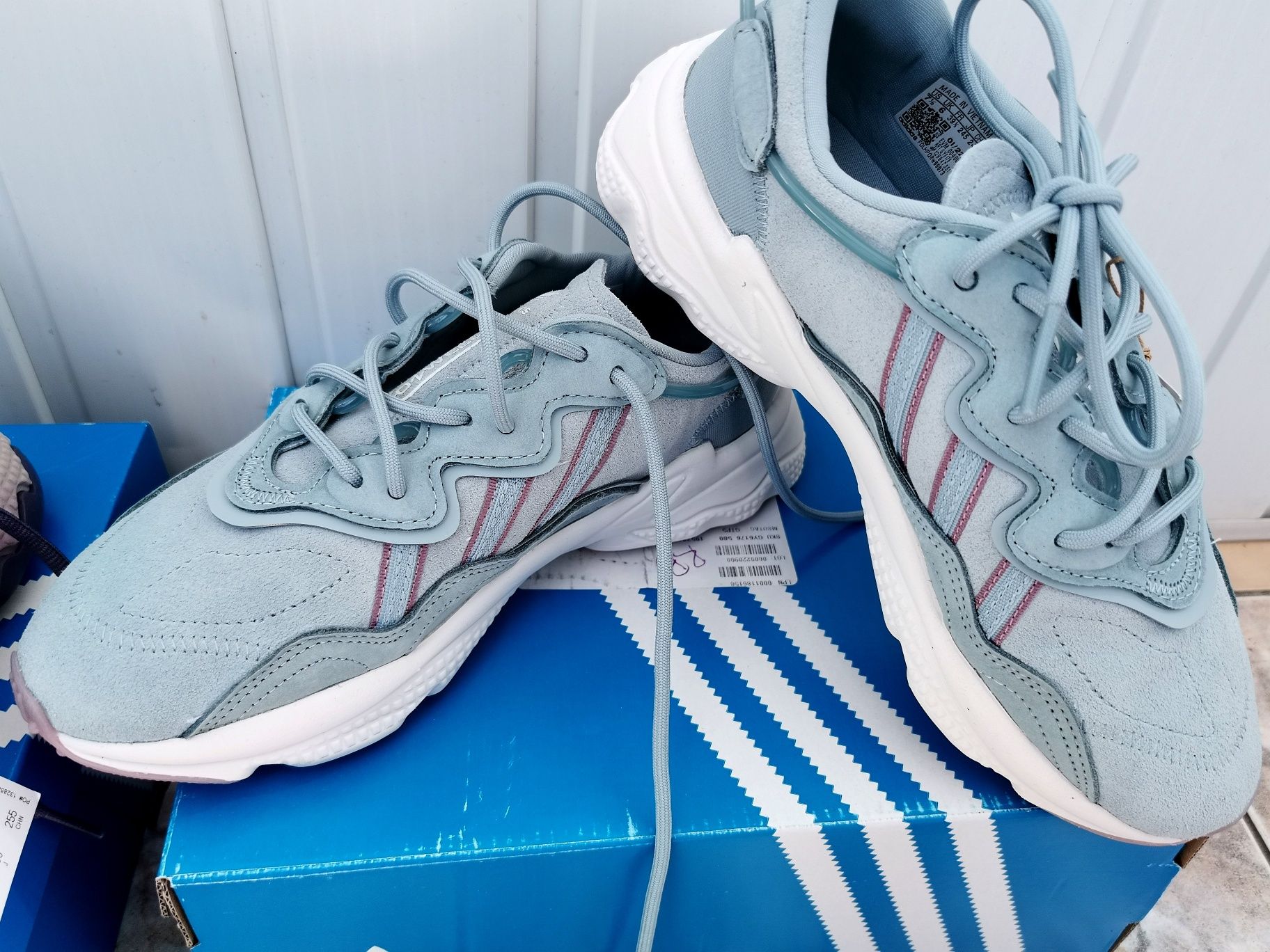 Adidas ozweego w кросівки жіночі