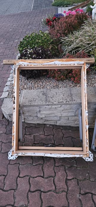 Okno dachowe VELUX 60x76