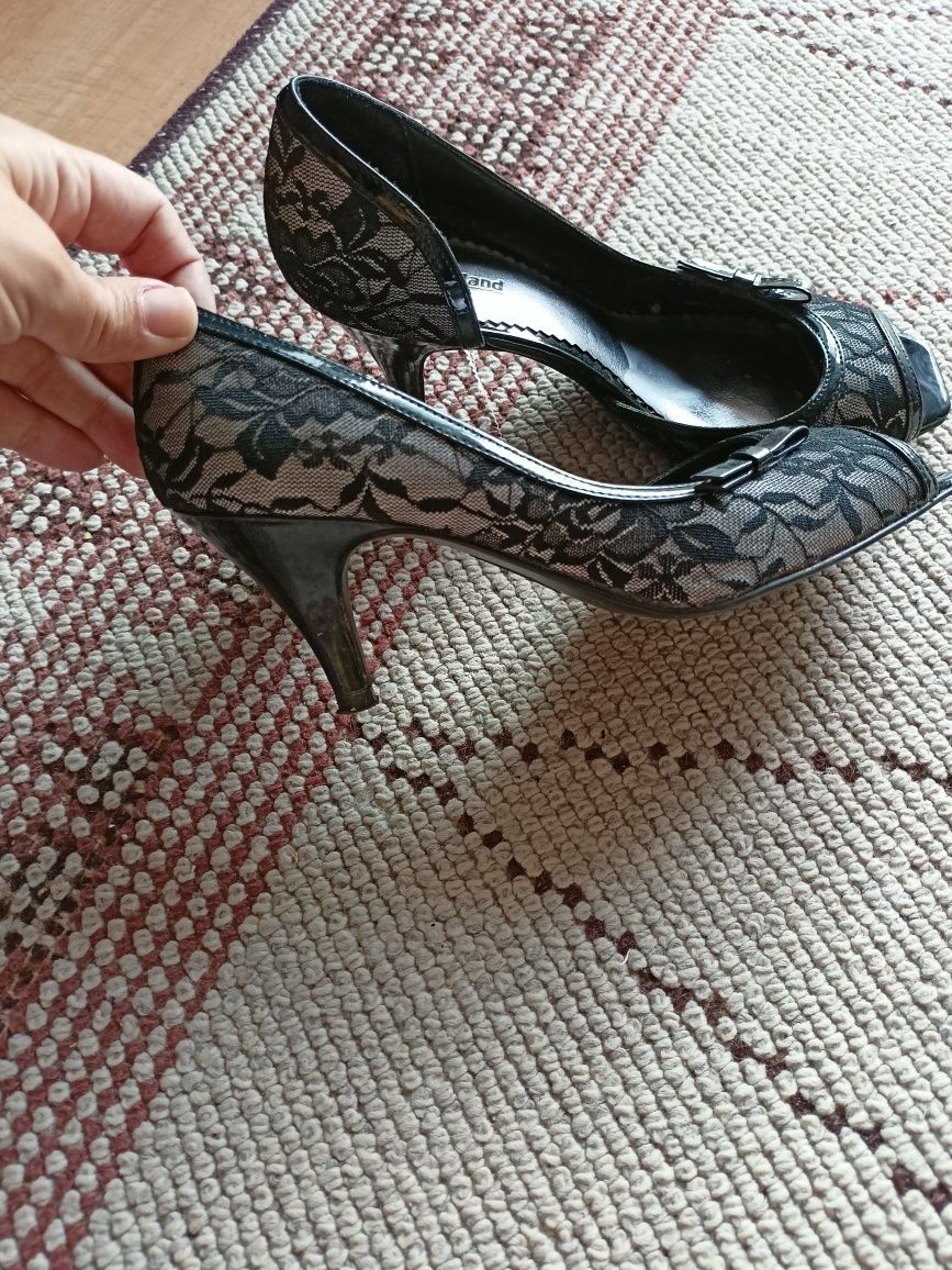 Buty rozm 36 mały obcas