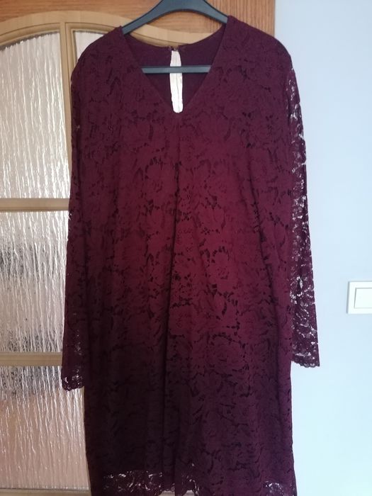 Sukienka z koronki XL