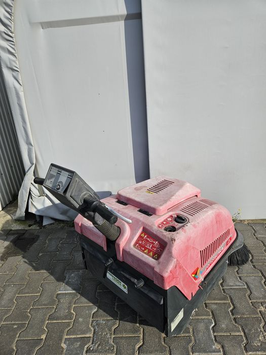 Zamiatarka Portotecnica Lion 8000