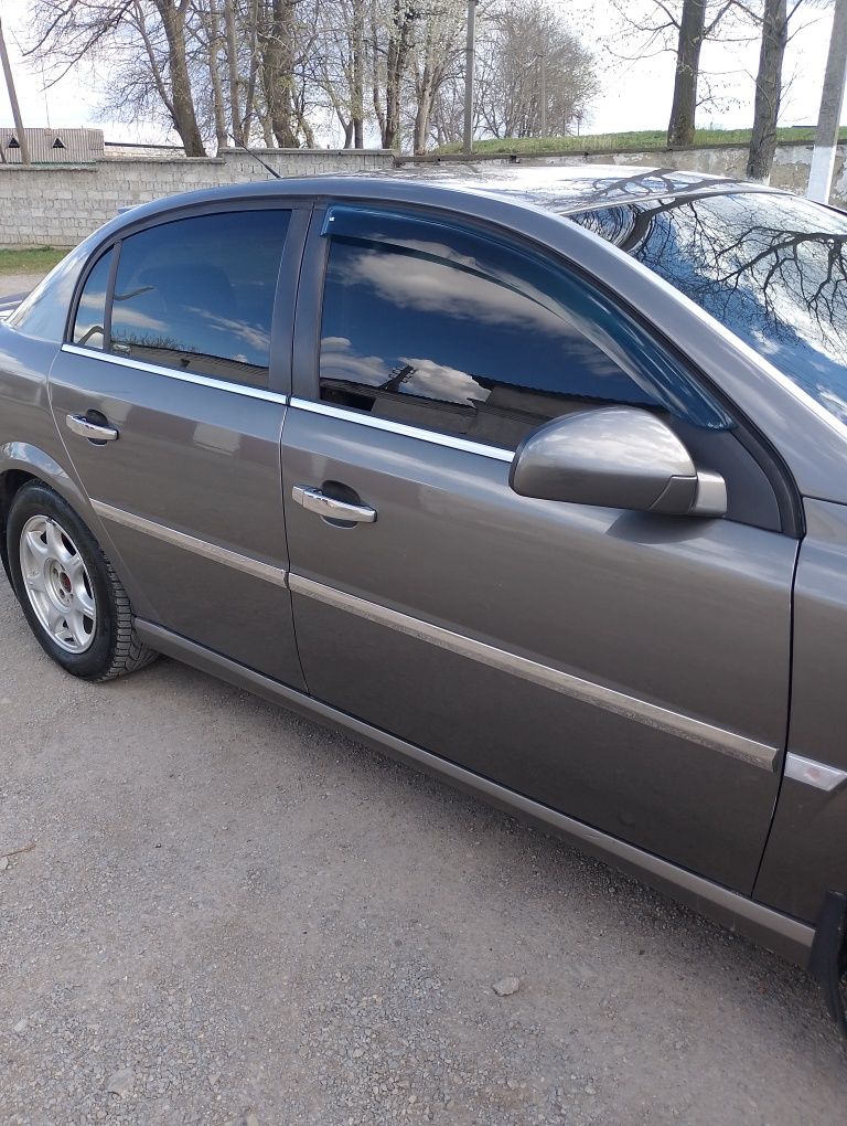 Opel Vectra C 1.6 бензин