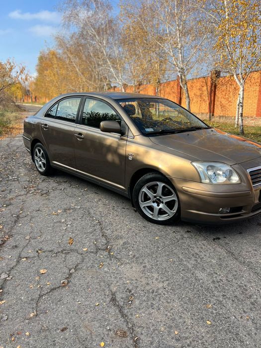 Toyota avensis 2,0 дизель