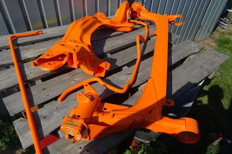 Piaskowanie i Malowanie Proszkowe i Natryskowe elementów metalowych