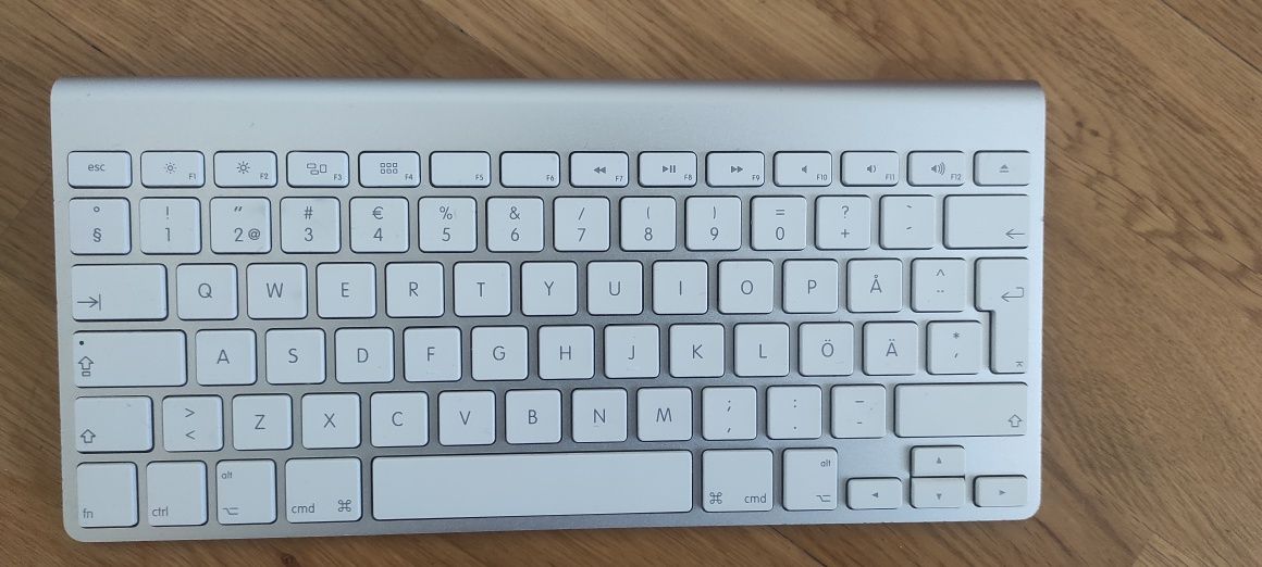 Клавиатура Apple A1314 Wireless Keyboard