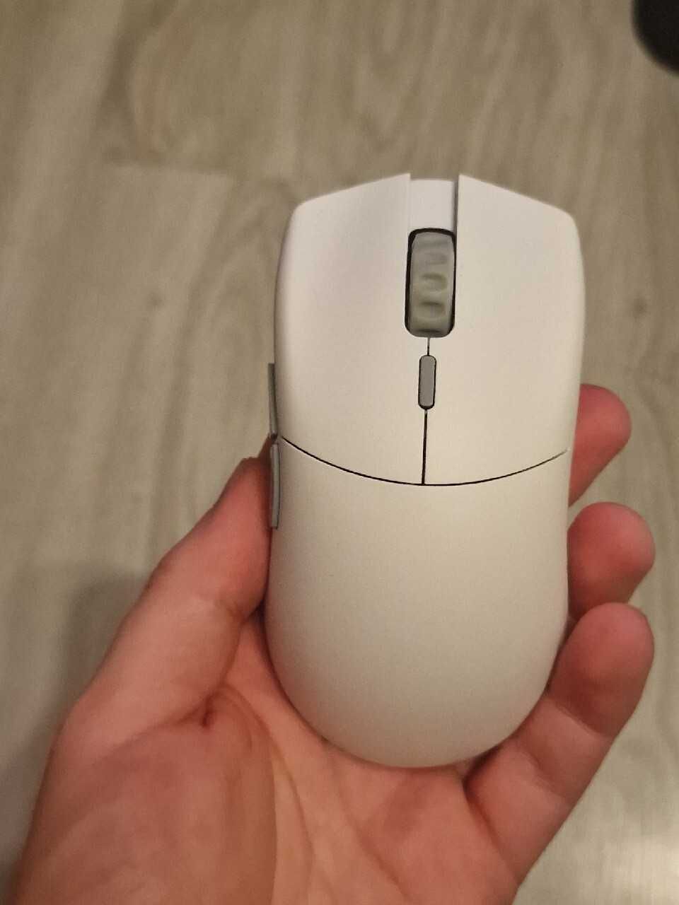 Mysz gamingowa Glorious Series 2 Pro Wireless Biała