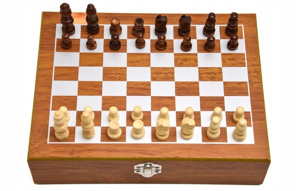 Zestaw Piersiówka Szachy Kieliszki Drewn Prezent Dla Wędkarzy Wędkarza