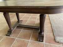 Mesa de jantar oval antiga