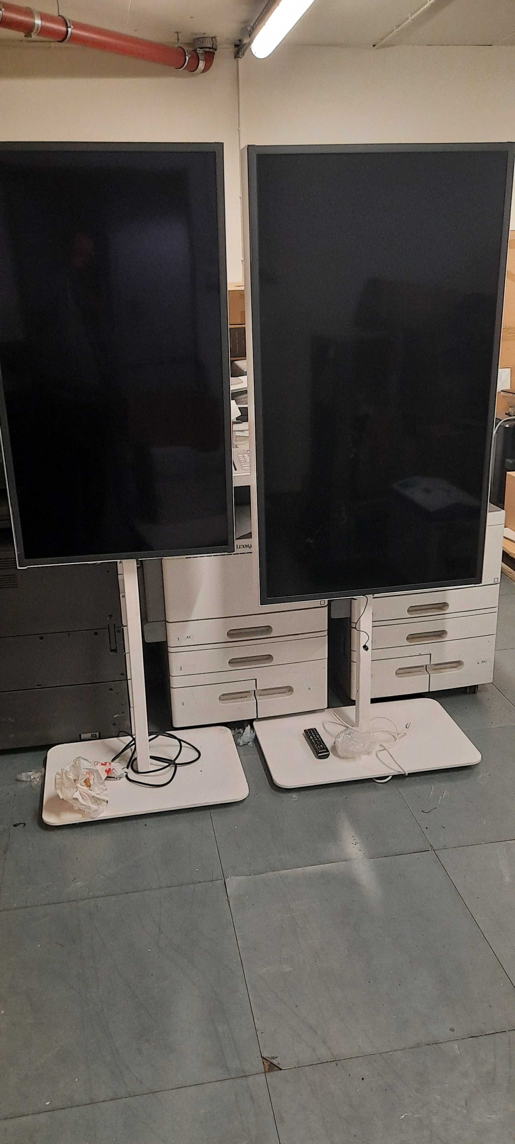 Monitor przemysłowy Samsung OM46N + stelaż