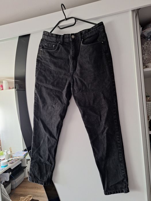 Czarne jeansy sinsay m mom fit stan bdb-
