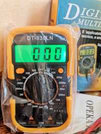 Мультиметр с подсветкой дисплея в чехле DT-830LN