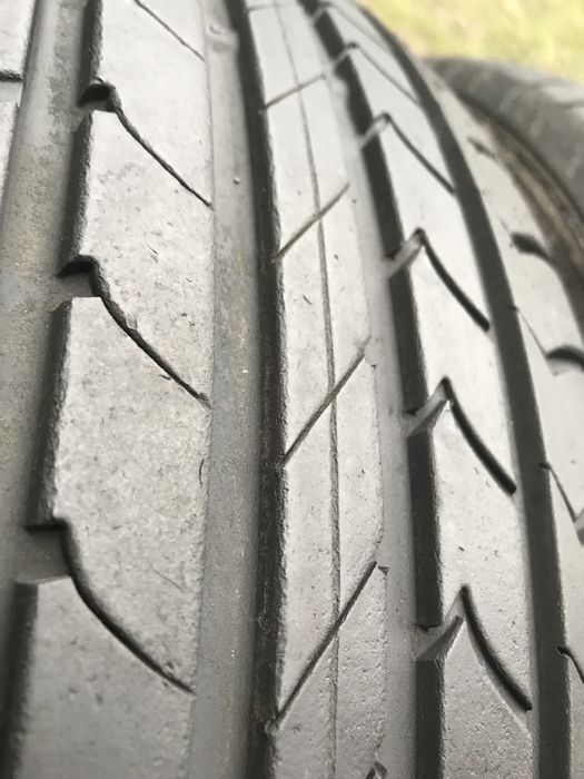 225/55-16 dunlop dwie opony letnie i 205/60-15 Goodyear dwie letnie