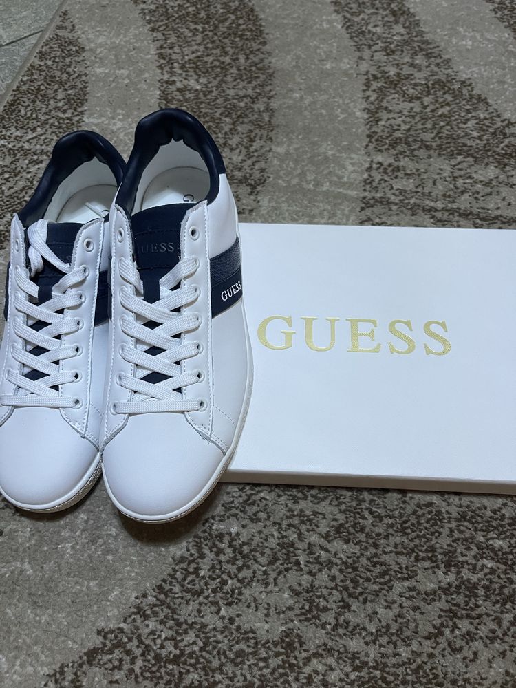 Новые кеды Guess