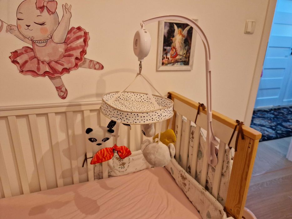 Canpol babis Sensoryczna karuzela BLUETOOTH BABIESBOO 68/093