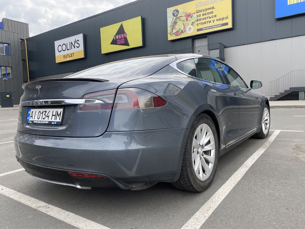 Tesla model S Perf 85 євро 3 фази CCS2 пневма є сертифікати капремонт