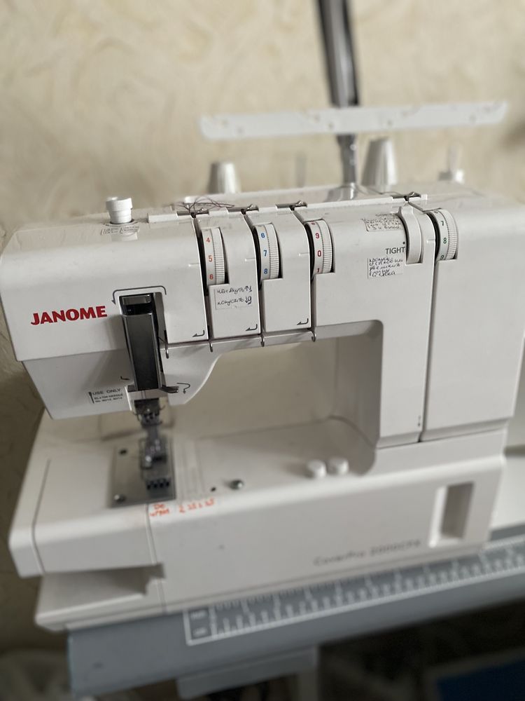 Розпошивальна машина janome cover pro 2000 cpx, джаноме