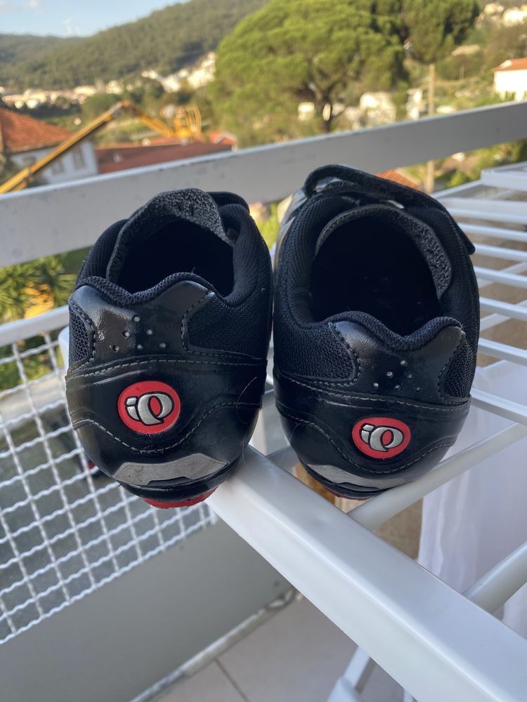 Sapatos de ciclismo