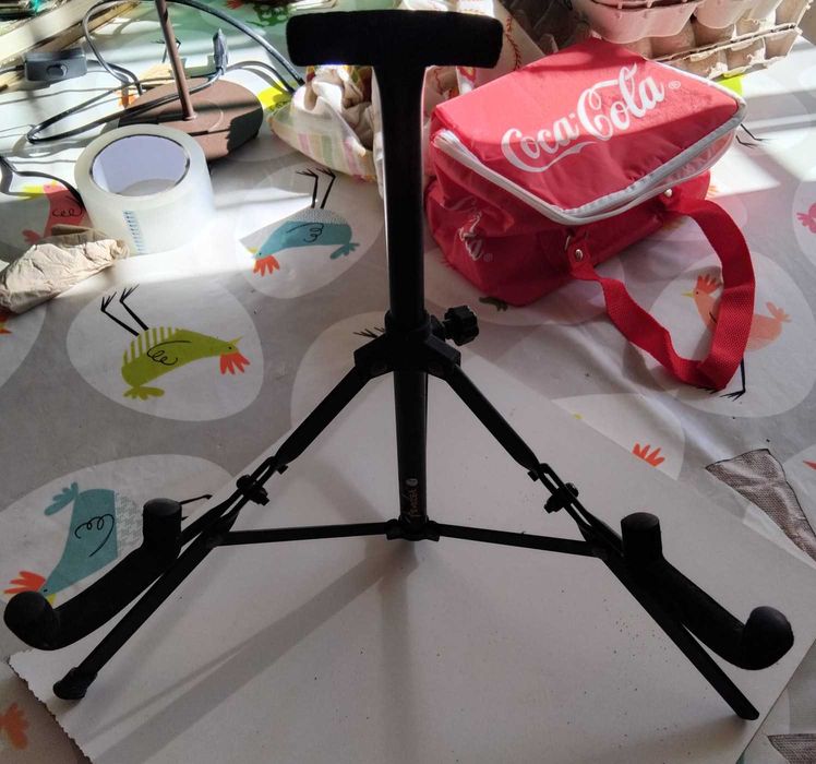 Suporte de guitarra Fender