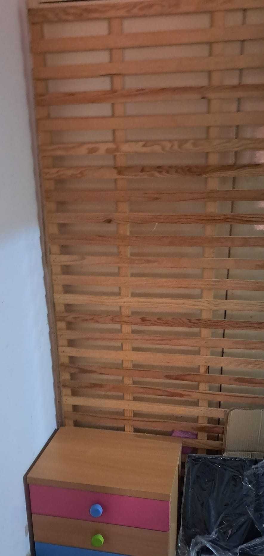 Mobiliário de menina solteira