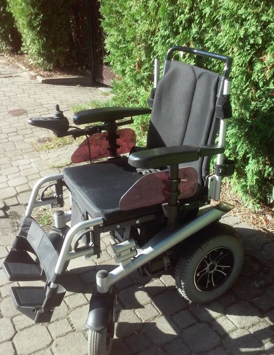 Wózek inwalidzki elektryczny Prawie nieużywany Stan bardzo dobry
