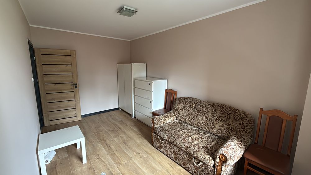 Wynajem pokoju na parterze