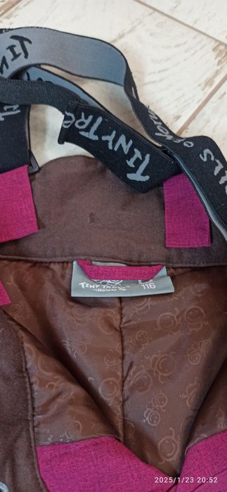 Amarantowe spodnie zimowe na szelkach dziewczynka 110/116 bdb