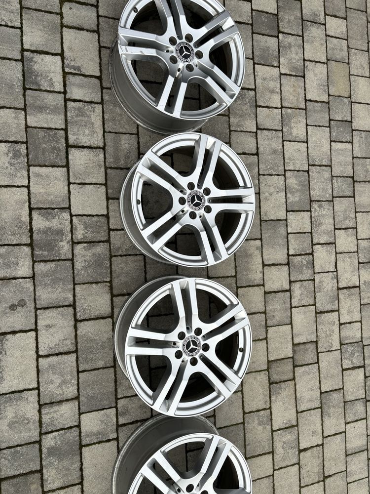 Sprzedam Alufelgi Mercedes 5x112 18x7,5j A247