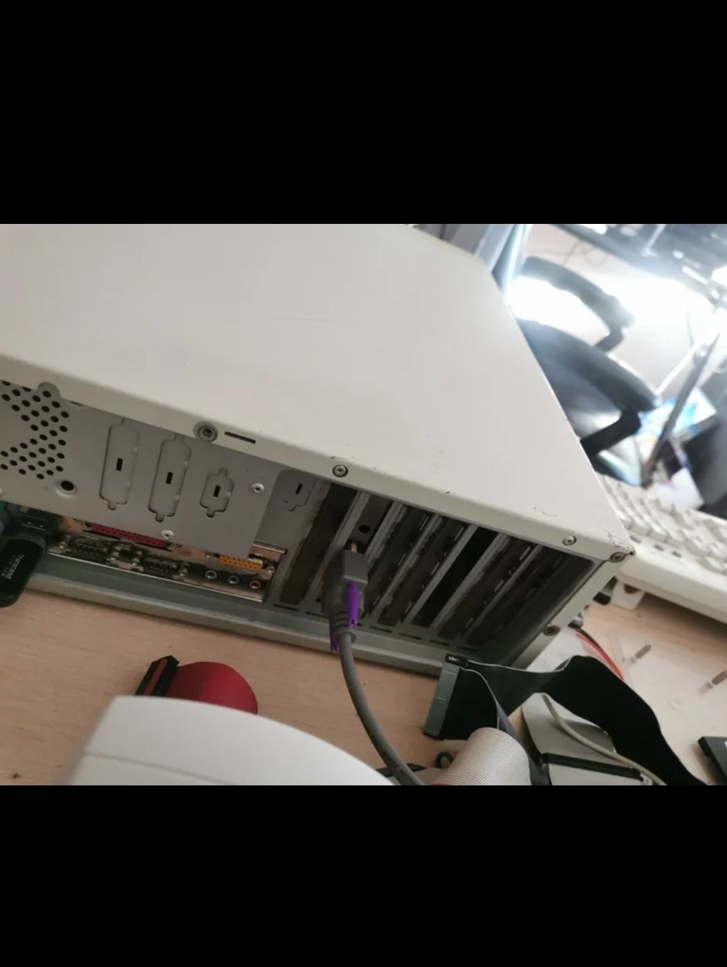 Computador Celeron 1200 Tualatin, 512MB socket 370