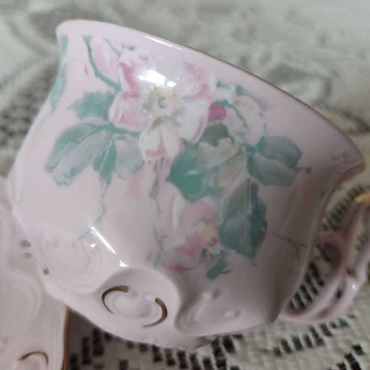 Różowa porcelana - filiżanka H&C