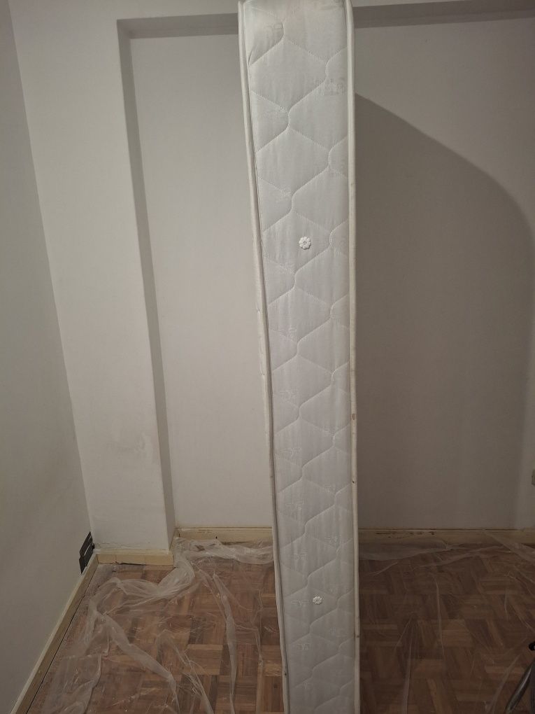 Colchão Solteiro Usado
