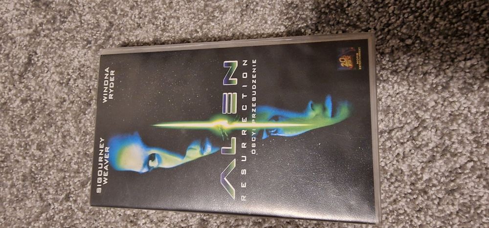 Kasety VHS obcy alien