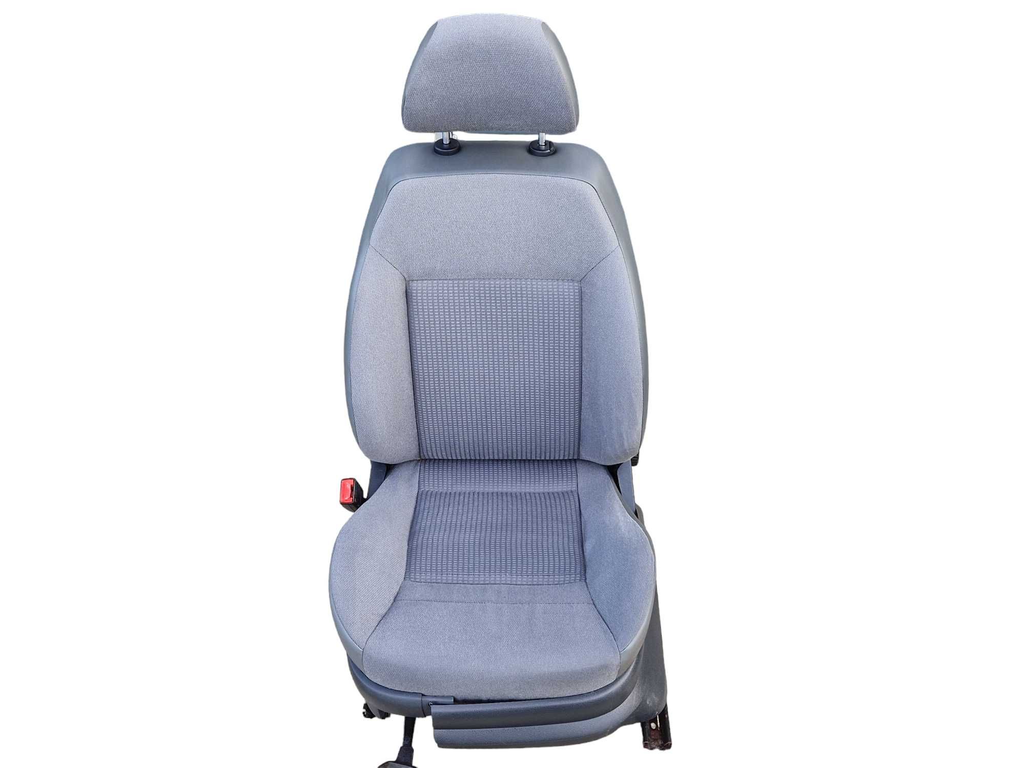 Seat Ibiza 3 5D - Fotel kierowcy - Świeżo po praniu