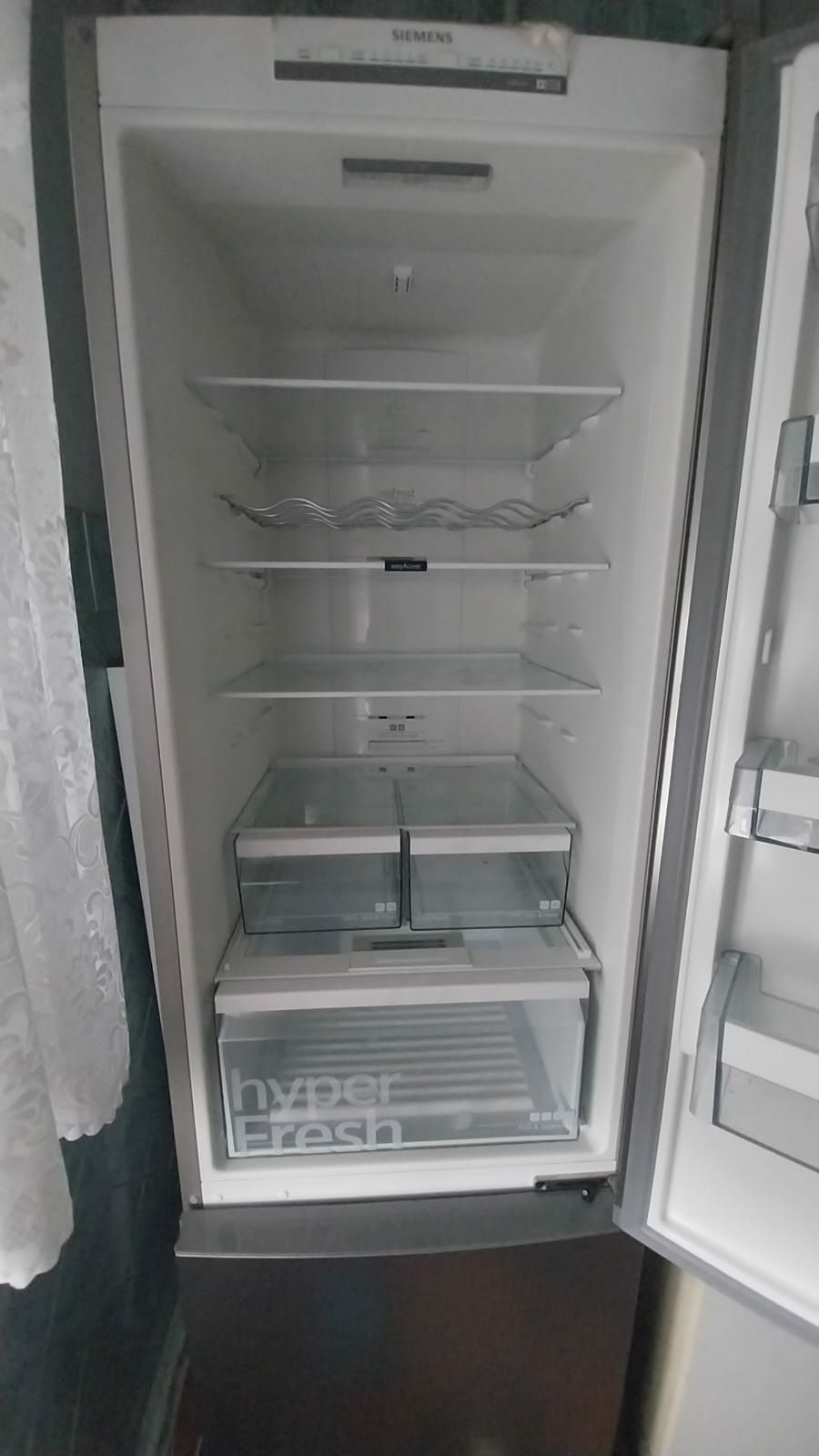 холодильник SIMENS KG39NVL316