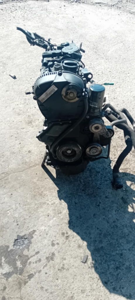 Silnik 1.8tfsi cab Audi a4 a5 uszkodzony