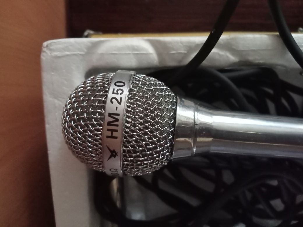 mikrofon dynamiczny hm -250 hills.