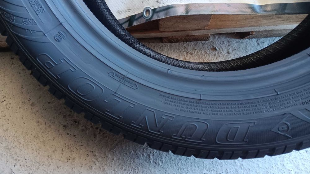 205/55/16 Dunlop sp winter sport 4d
