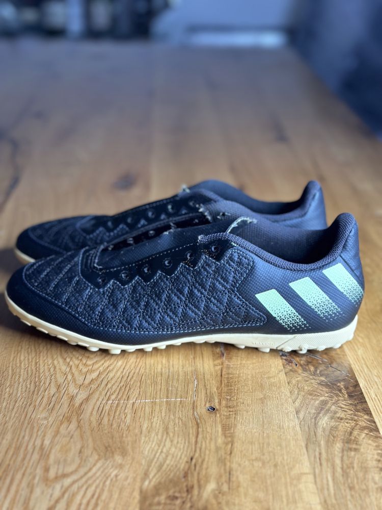 Aceito Ofertas Sapatilhas Adidas N41 Futebol