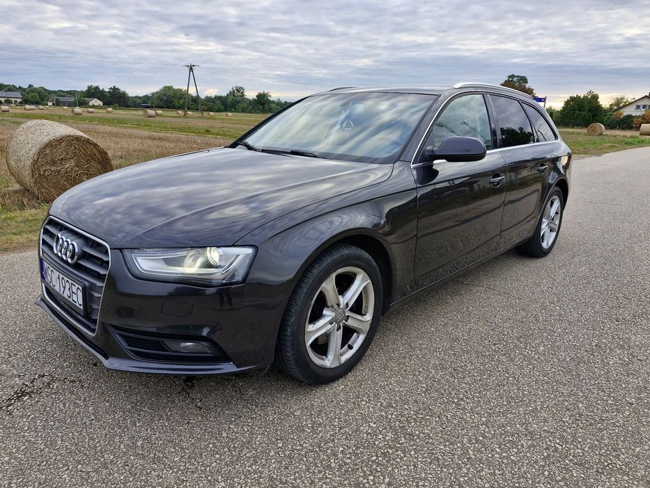 Audi A4 Pierwszy właściciel.  Nowe opony klocki . Ladna zadbana