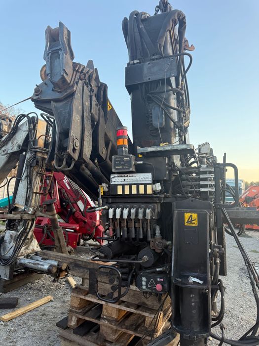Кран маніпулятор HIAB  330/5 RADIO